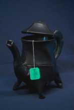 Leathery Teapot Tea, a art object by Martin Gut, 2008